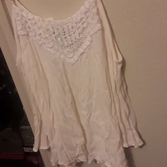 Shirt - Picture 2 of 2